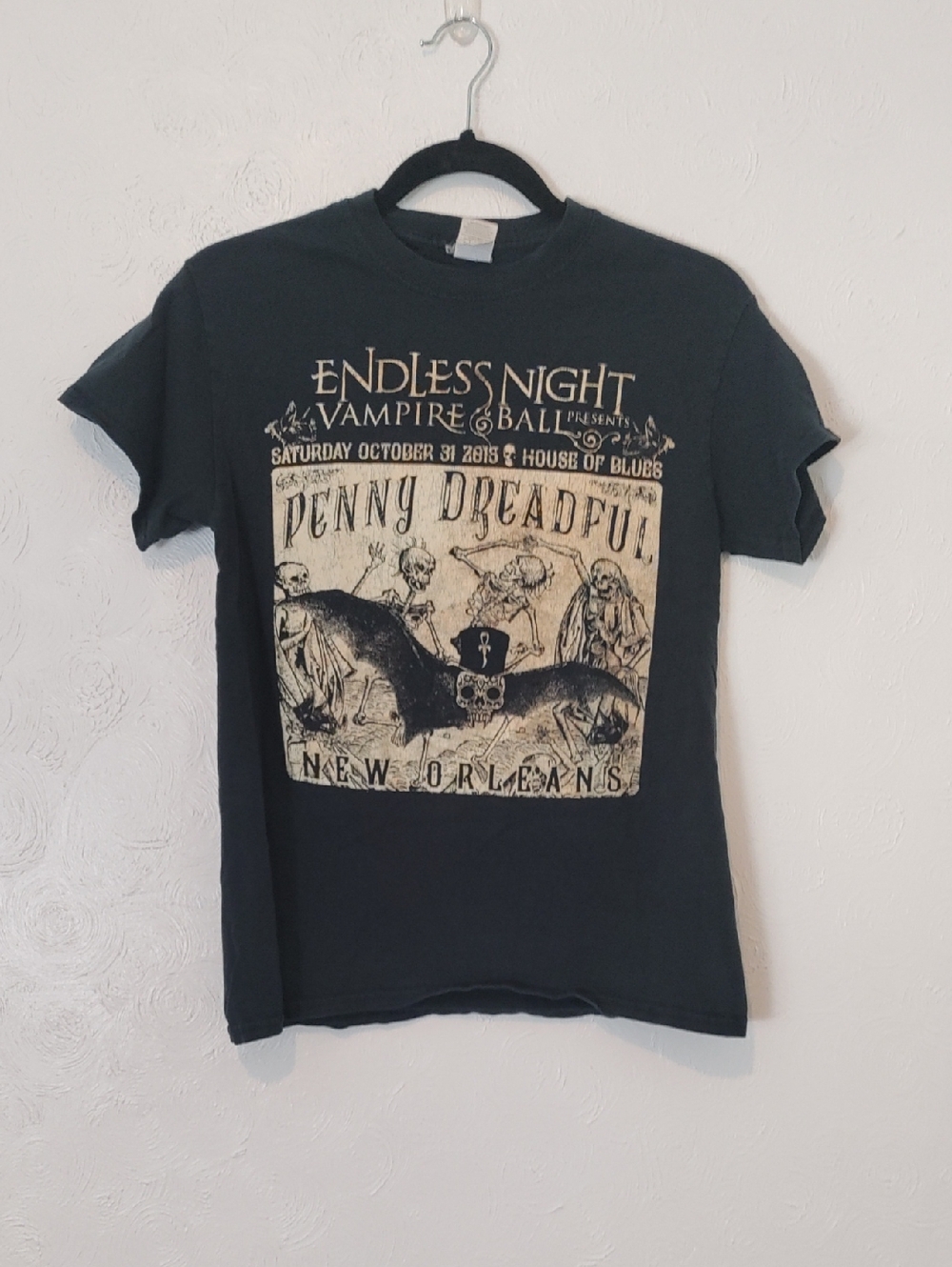Gildan Black Endless Night Penny Dreadful Graphic Tee